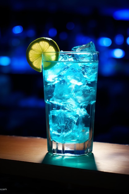 Lekker blauwe lagune cocktail.