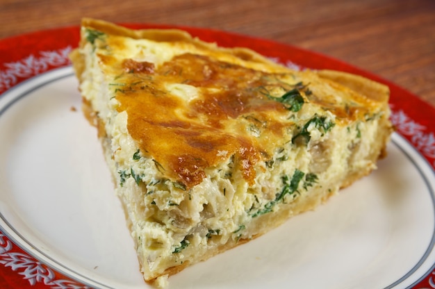 Lekkere zelfgemaakte quiche met heilbot.farm-style