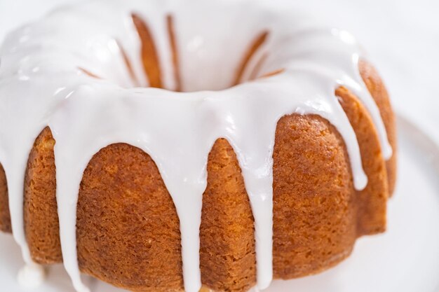 Lemon bundt cake