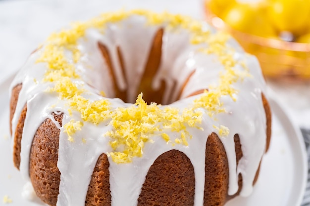 Lemon bundt cake