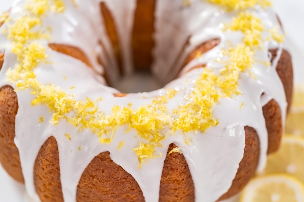 Lemon bundt cake