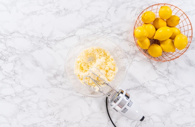 Lemon bundt cake