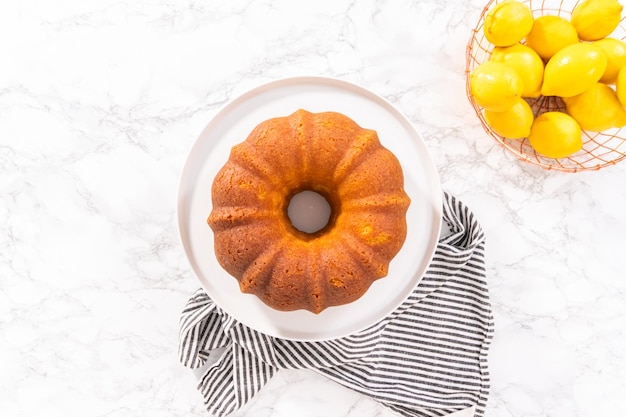 Lemon bundt cake