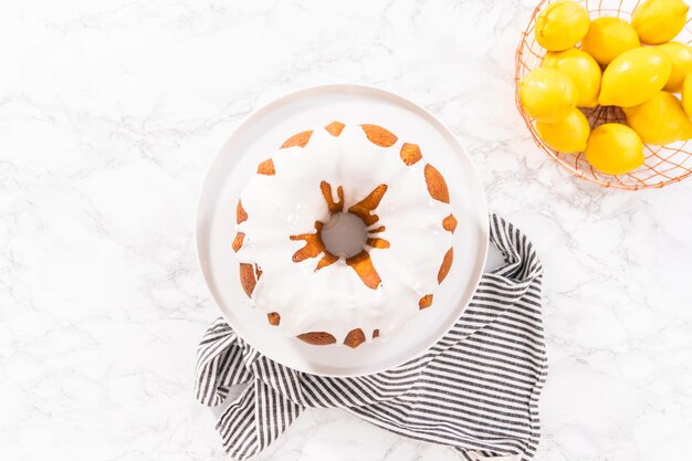 Lemon bundt cake