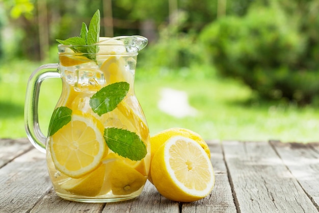 Lemonade with lemon mint and ice