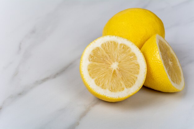 Lemons and slices.