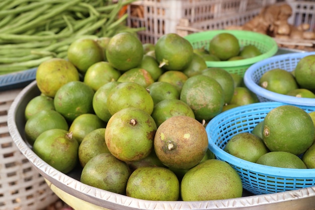 Limoni al cibo di strada