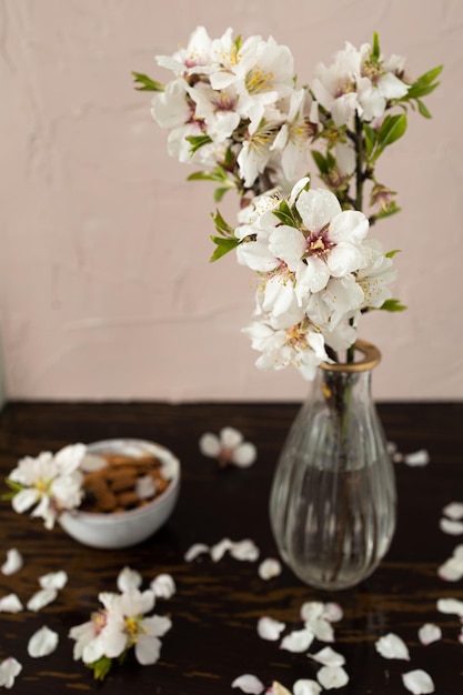 Foto lente amandelbloesems levendige bloemen in volle bloei