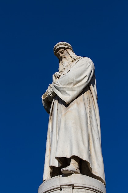 Leonardo da Vinci-monument in Milaan