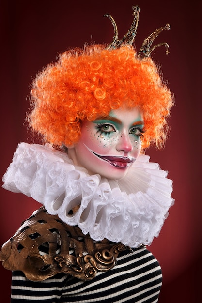 Leuke roodharige clown.