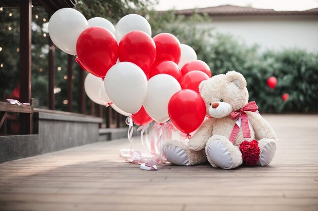 Leuke teddybeer witte kleur zit met een heleboel ballon hartvorm door rode en witte kleur