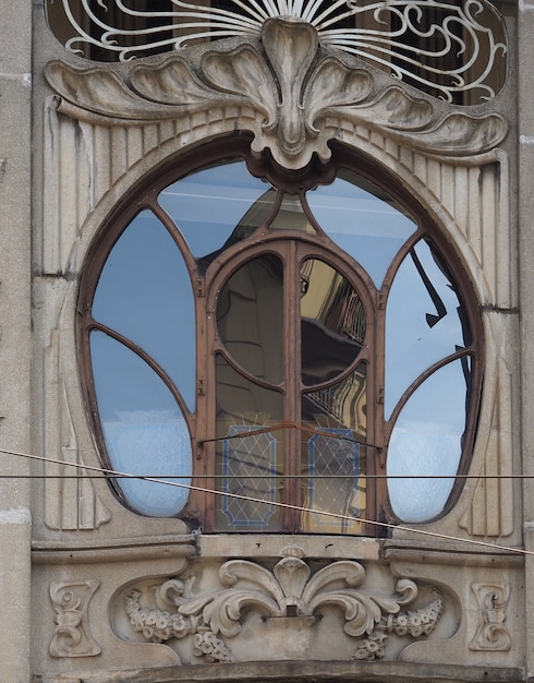 Liberty style window