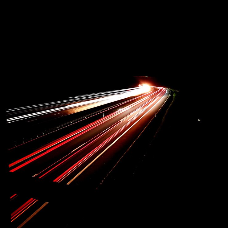 Photo light trails at night