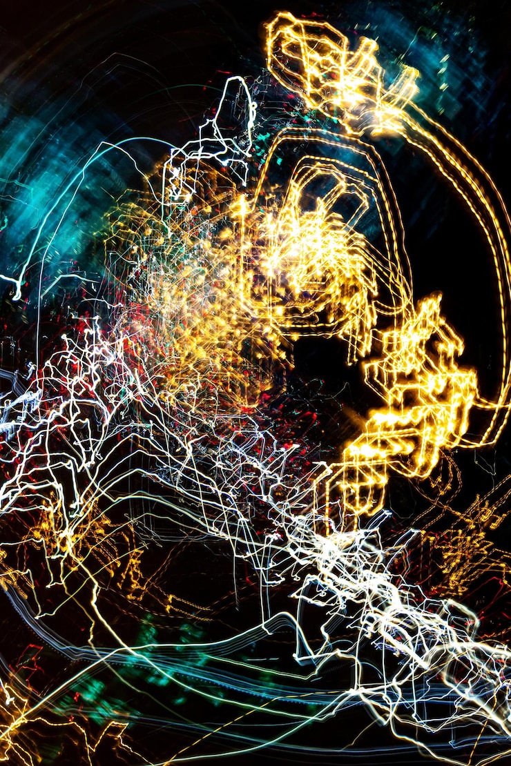 Photo light trails at night