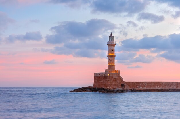 일몰, Chania, 크레타, 그리스에서 등 대