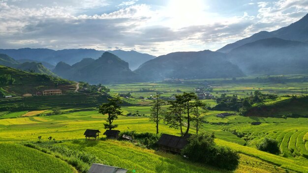 Lim Thai Deo Khau Pha Mu Cang Chai Vietnam