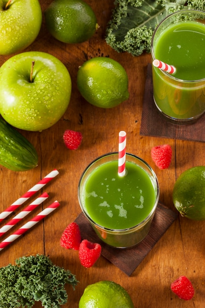 lime and apples cocktail with berries