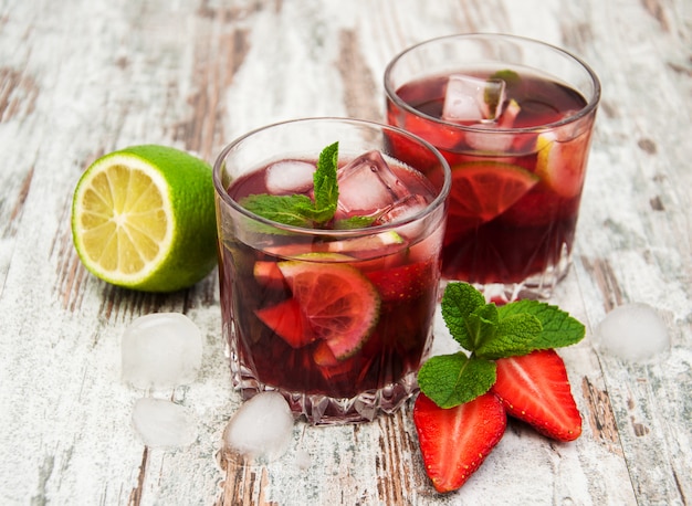 Limonade met srtawberries