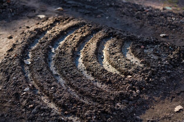 Lines on the ground as a wifi icon