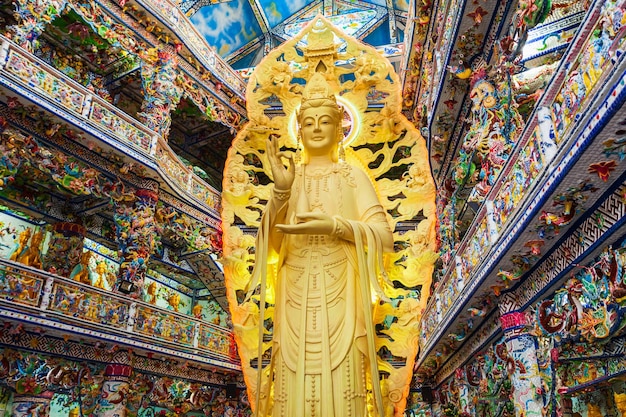 달랏의 Linh Phuoc Pagoda