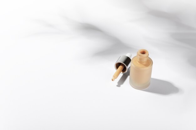 Liquid foundation cream bottle with pipette