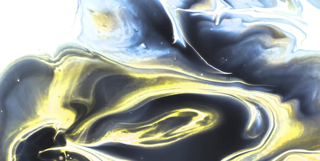リキッド・シンフォニー 抽象的な輝きの中のマーブル状の液体の魅惑的な流れ