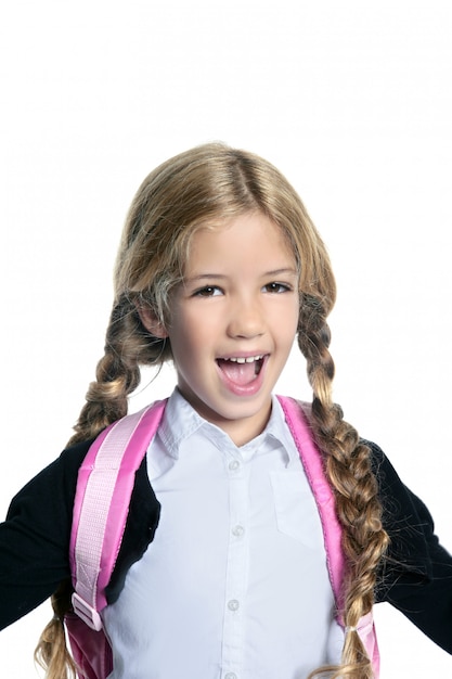 Foto piccola ragazza bionda della scuola con il ritratto dello zaino su bianco