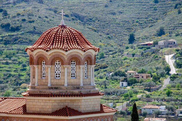 Foto piccola cupola della chiesa ortodossa di san nektarios a egina