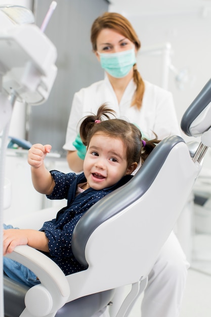 Little girl at the dentist