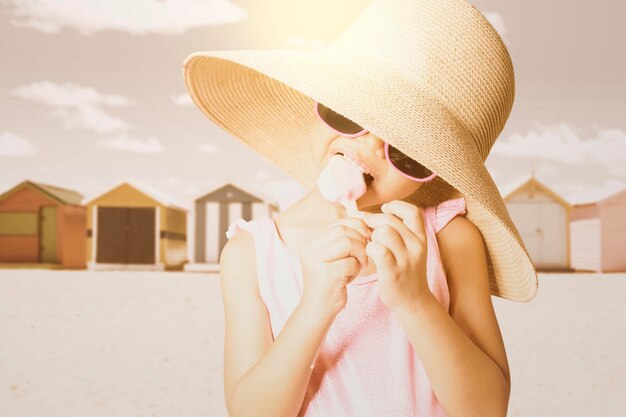 Photo little girl enjoying ice cream