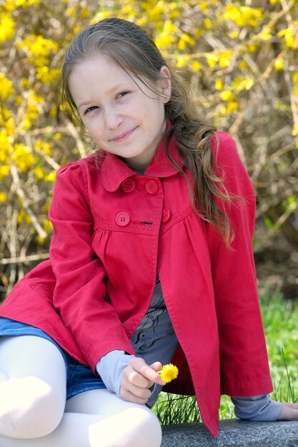 Little girl portrait at the outdoors