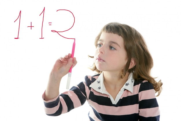 Photo little girl writing add numbers marker