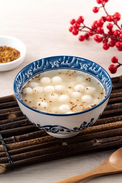 Little white tangyuan with sweet osmanthus honey and syrup soup