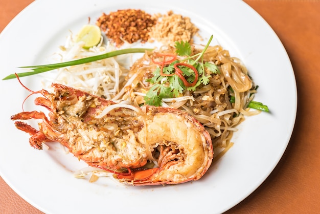 Aragosta pad thai