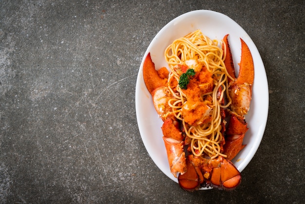 lobster spaghetti with shrimp and egg