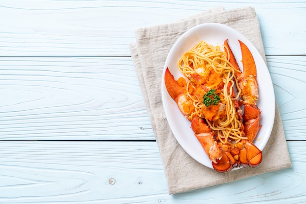 lobster spaghetti with shrimp egg