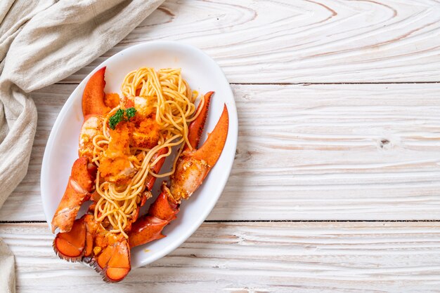 lobster spaghetti with shrimp egg