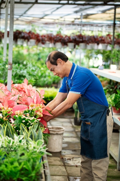 Photo local retailer taking care of his business