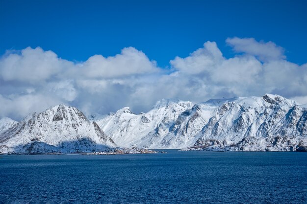 Lofoten 섬과 겨울, 노르웨이 노르웨이 바다