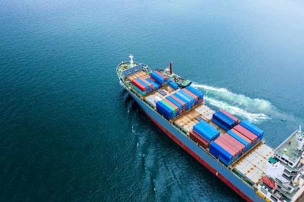 Photo logistics business transportation by ship flight open sea service import and export cargo international