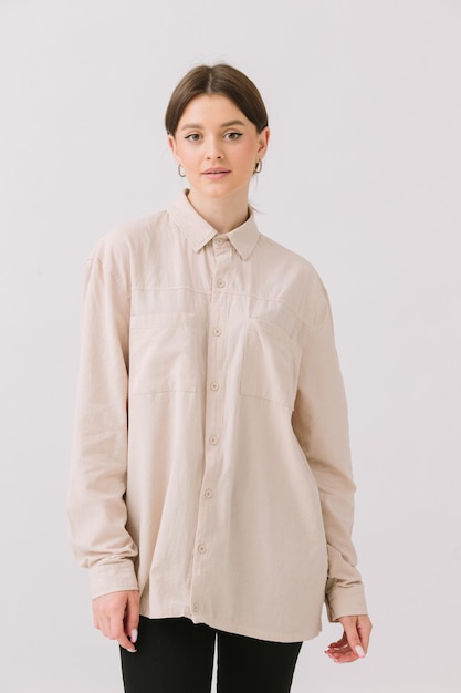 The long sleeve shirt in beige