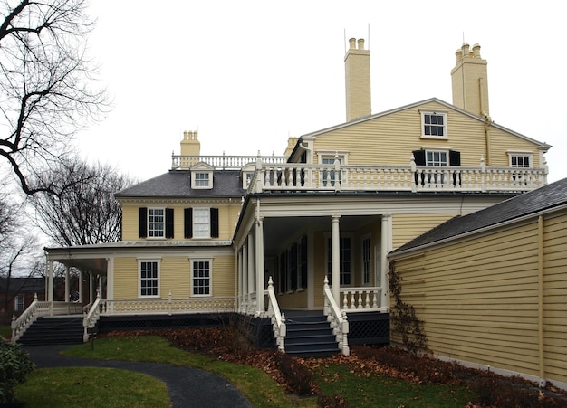 Longfellow House at winter time