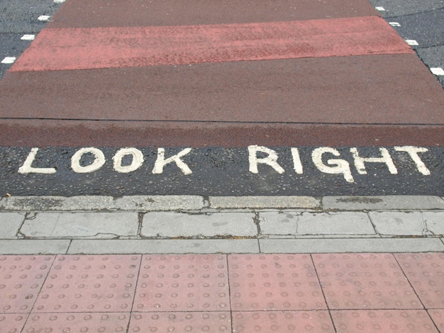 Look Right sign