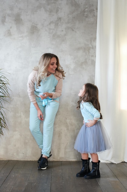 Lookbook. Mom and daughter in the same clothes