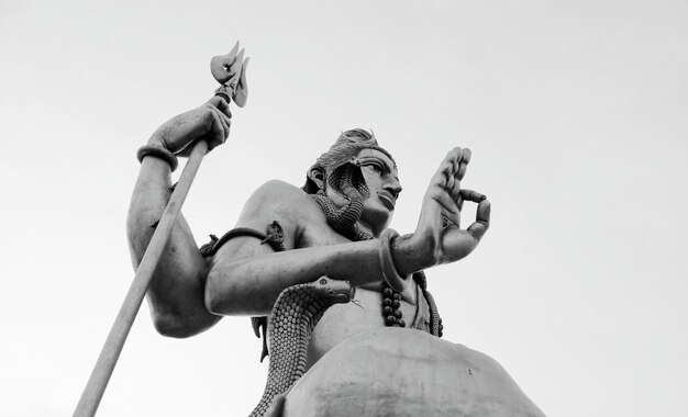 Photo lord shiva statue in karnataka india