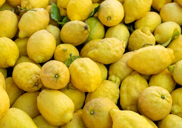 Photo lots of lemons