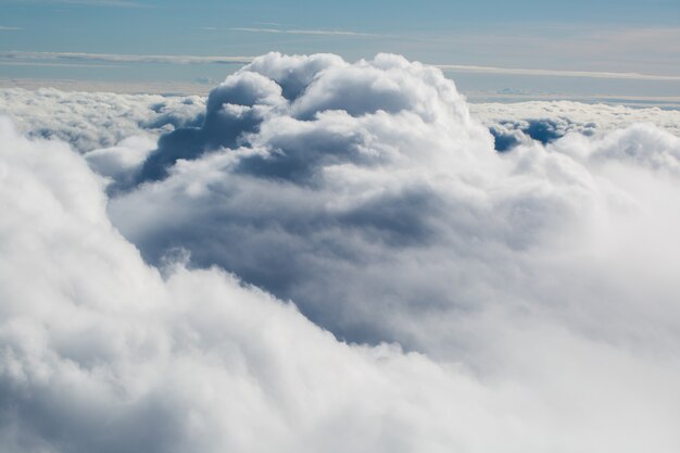 Ã Â¡louds vanuit vliegtuigraam