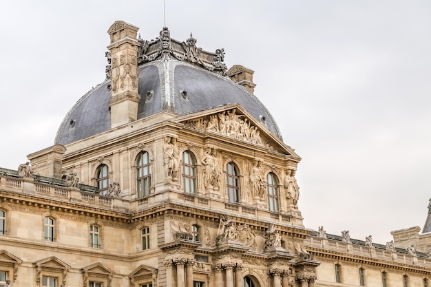 Louvre Museum in Parijs Stad