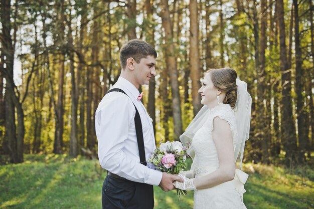 The loving glance of the newlyweds 3935