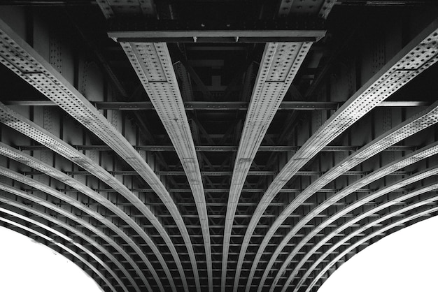 Photo low angle view of bridge